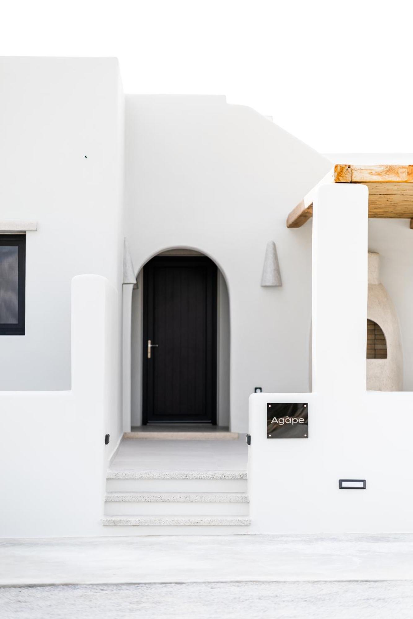 Villa La Grande Vue-private Hilltop With Private Pools *