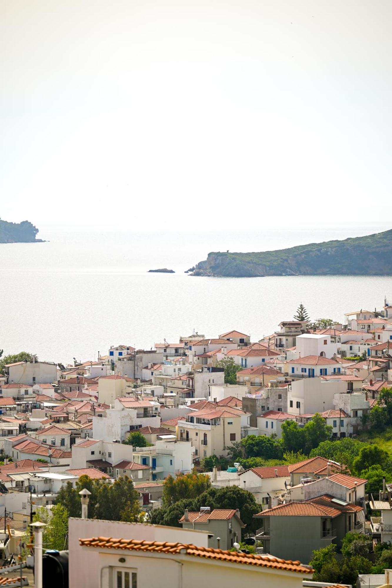 Makis Sea View