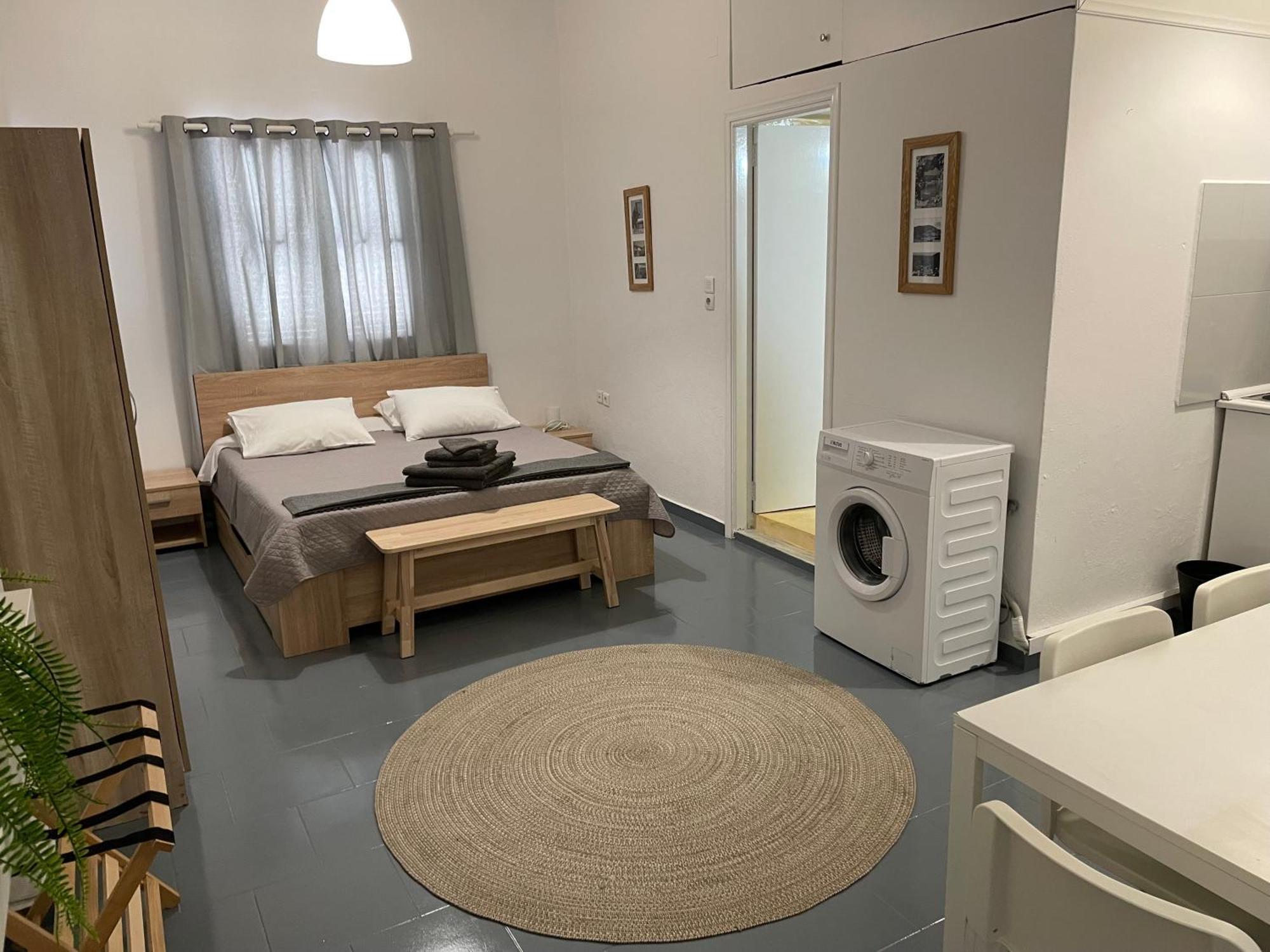 Aparthotel Spanos - *