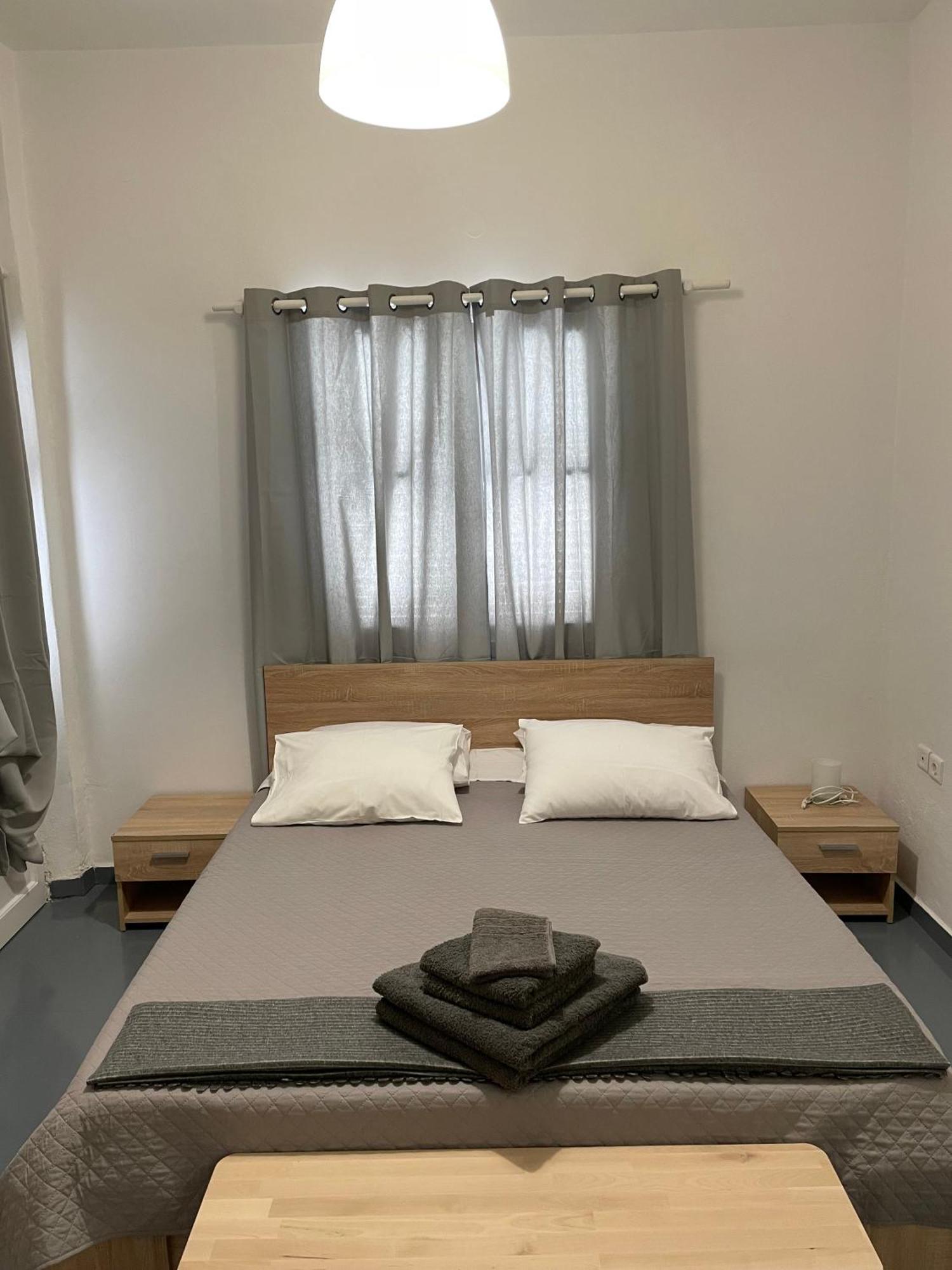 Aparthotel Spanos - *