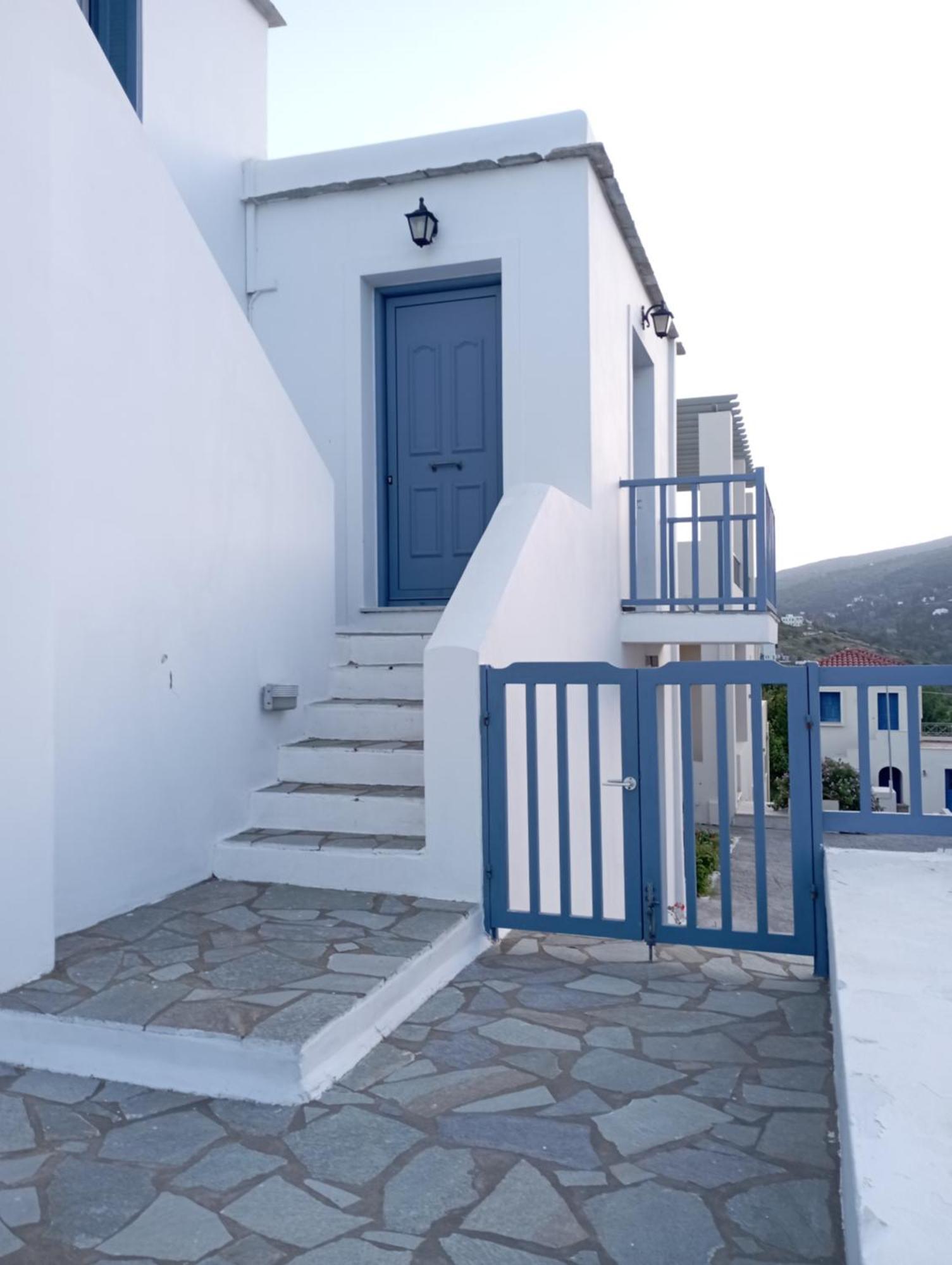 Captain's Nest Andros Town