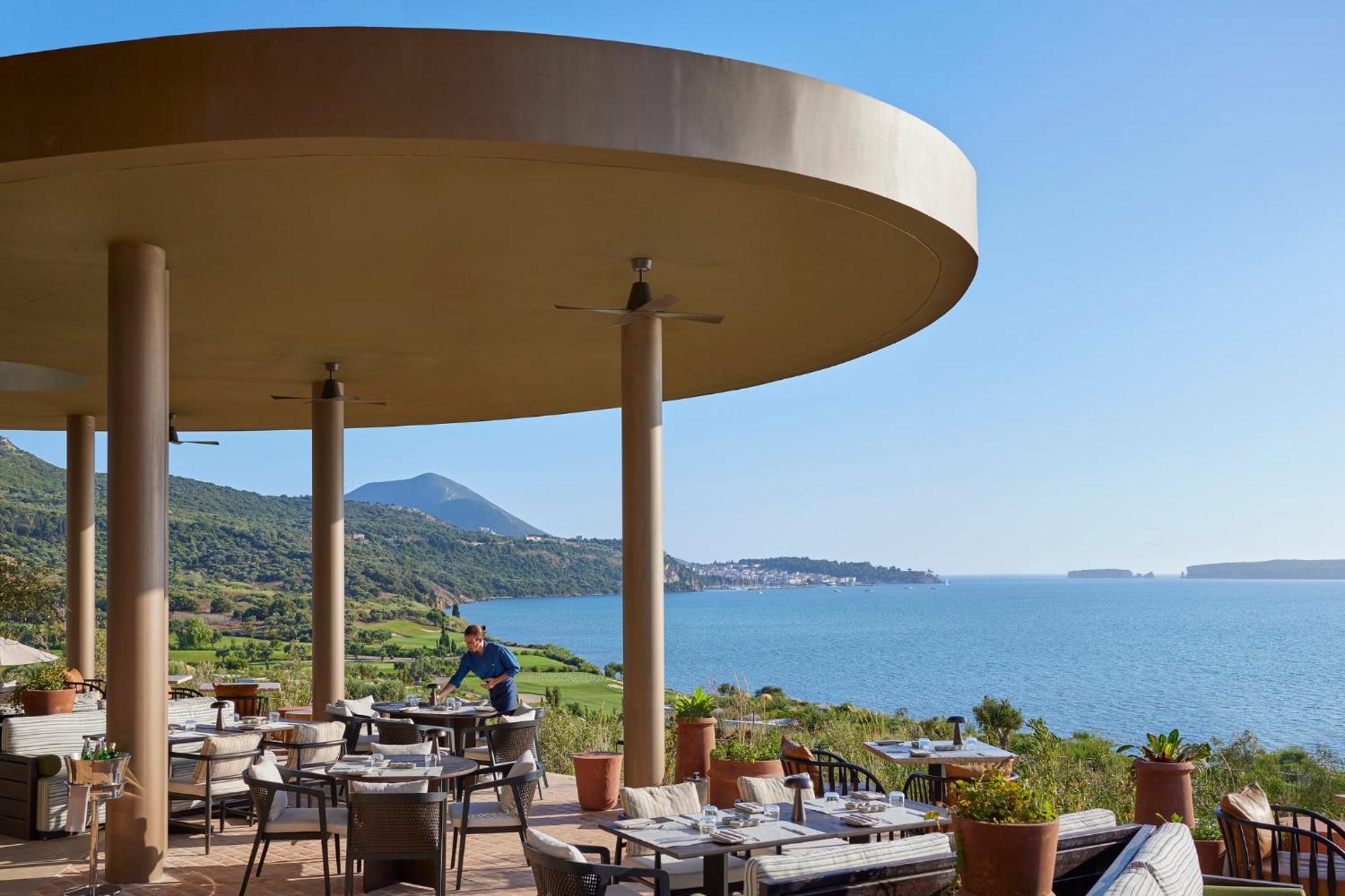 Mandarin Oriental, Costa Navarino Pylos