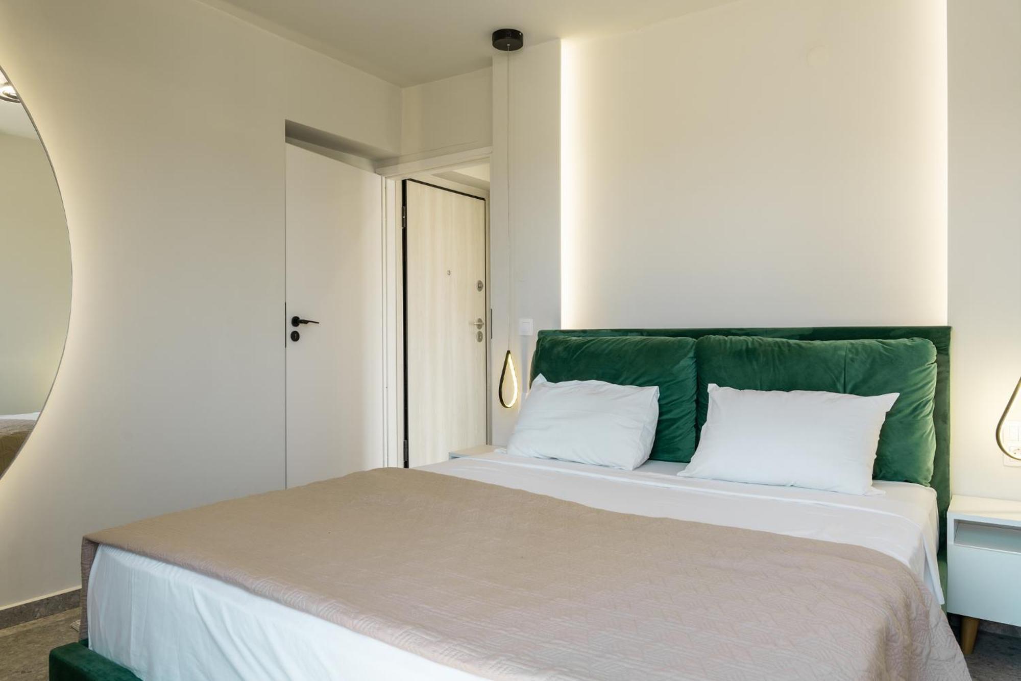 S12 Heraklion (Crete)