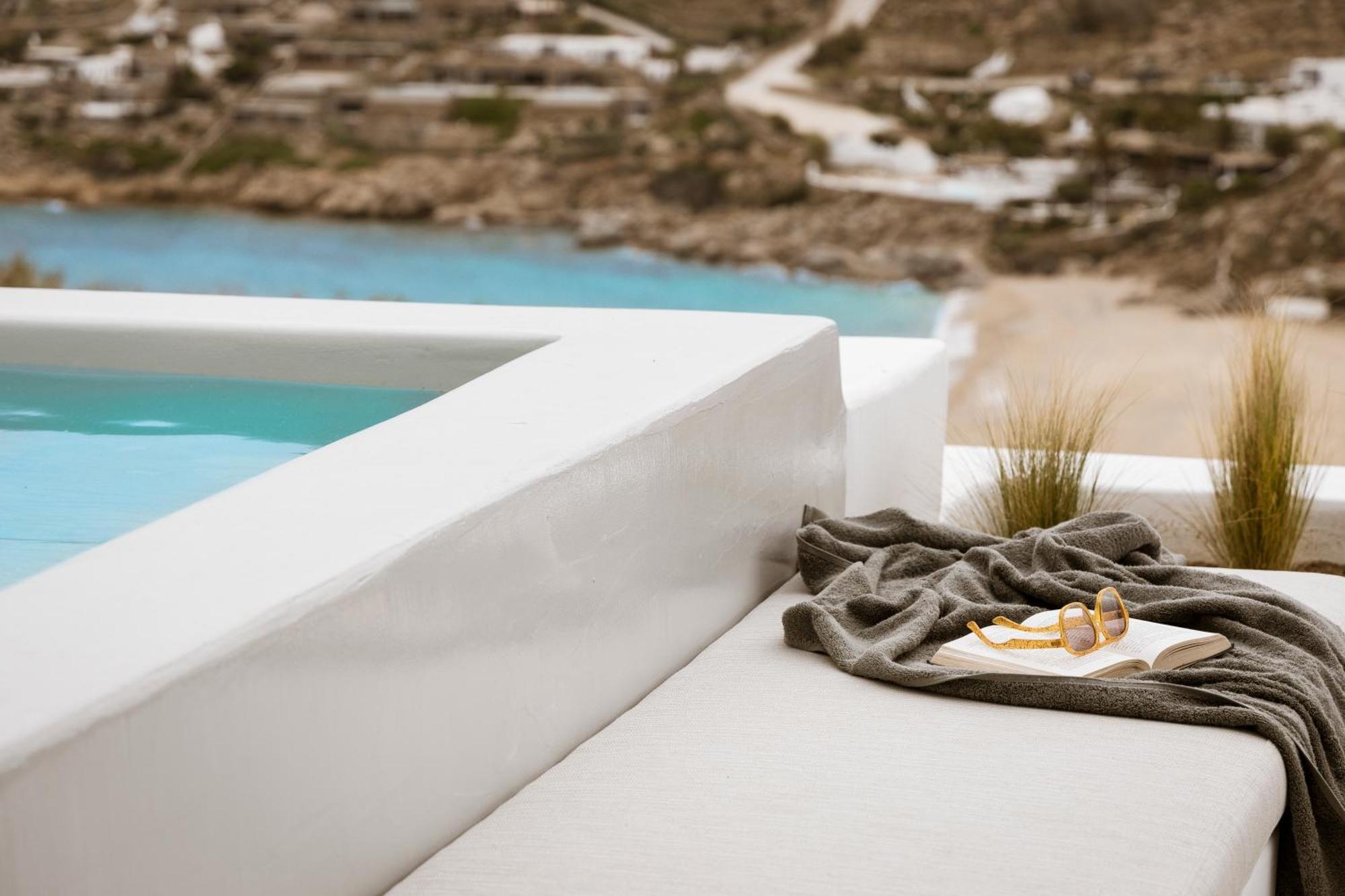 Mykonos Flow - Super Paradise Beach (Mykonos)