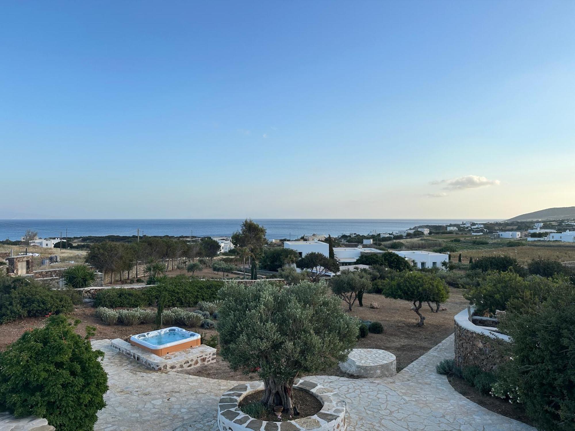 Villa Eleonas Estate - With Partially Private Pools & Professional Tennis Court Parikia (Paros)