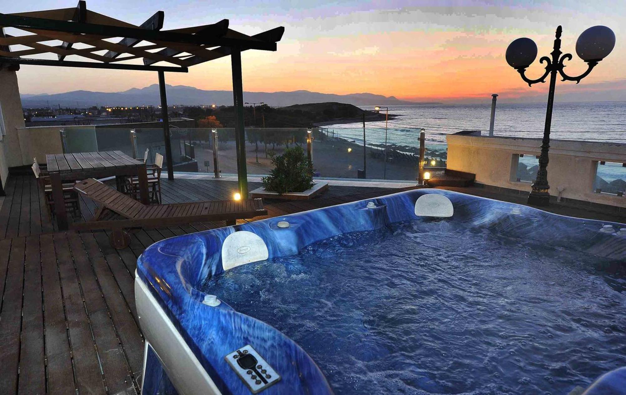 Livas Rooftop Seaview
