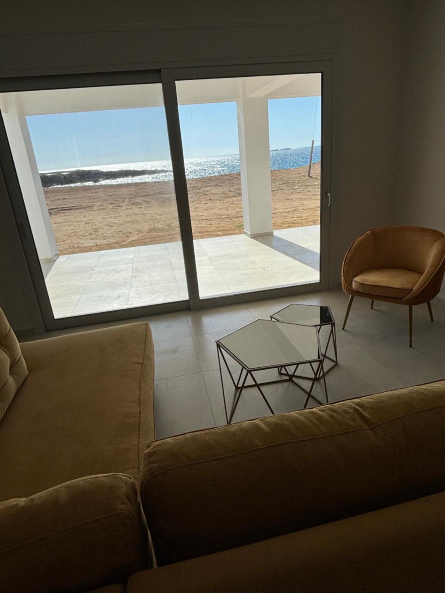 Villa White