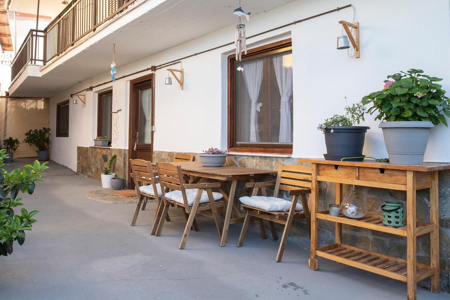 Apartment Alexandras Neos Panteleimonas