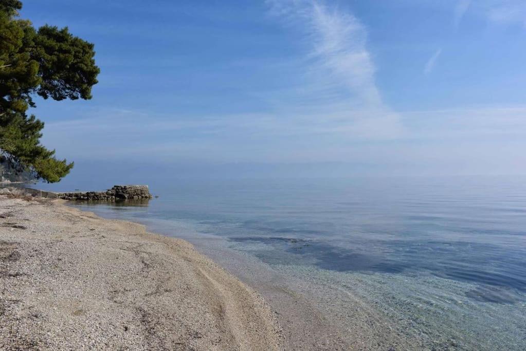Azzuro Sea View