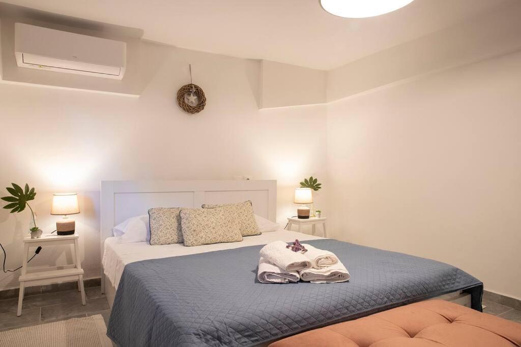 Apartment Alexandras Neos Panteleimonas