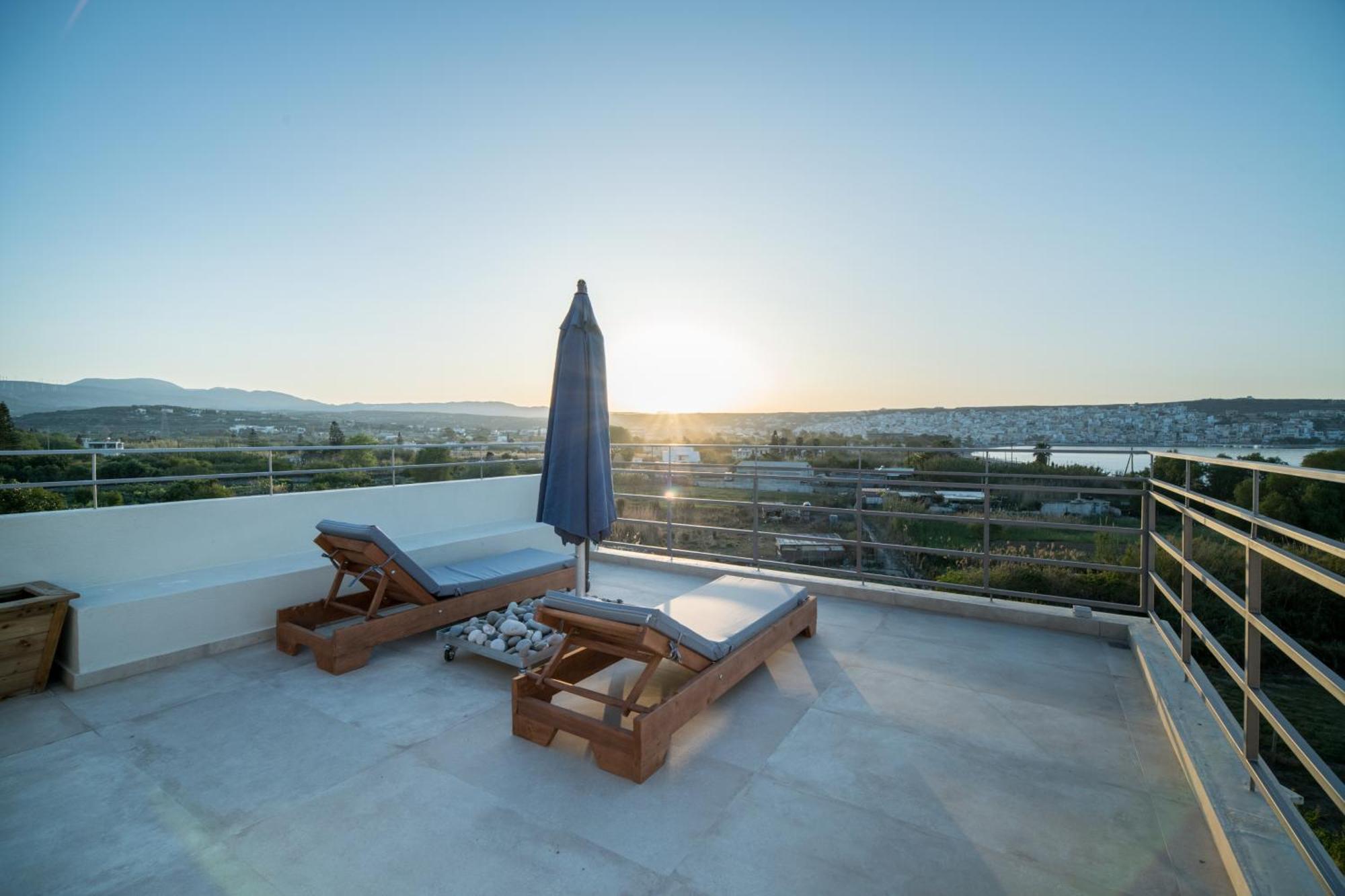 Apartment Sophia's Owl Flew Away Maisonette Sitia (Crete)