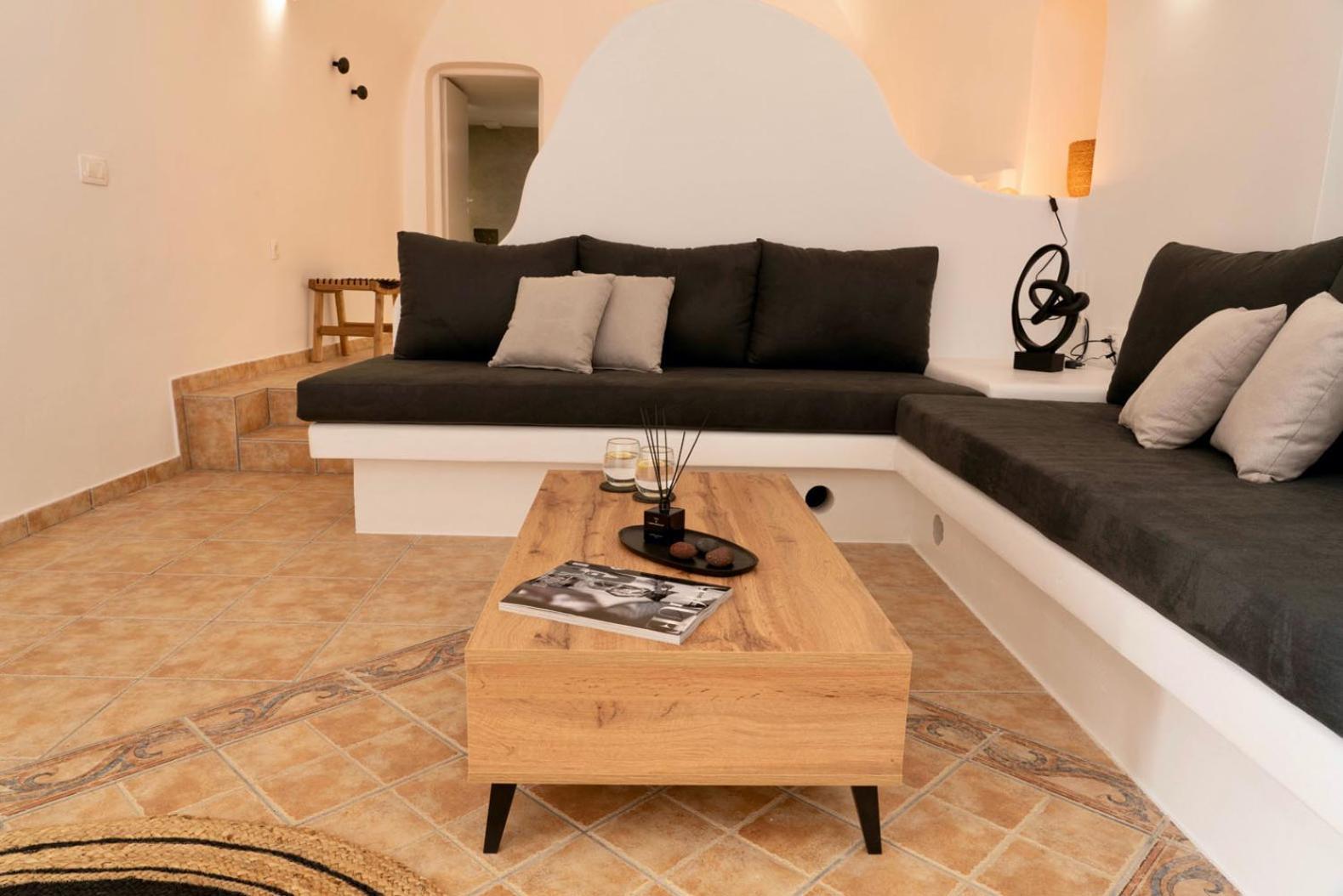 The Wine Cellar House By A Terre Cave