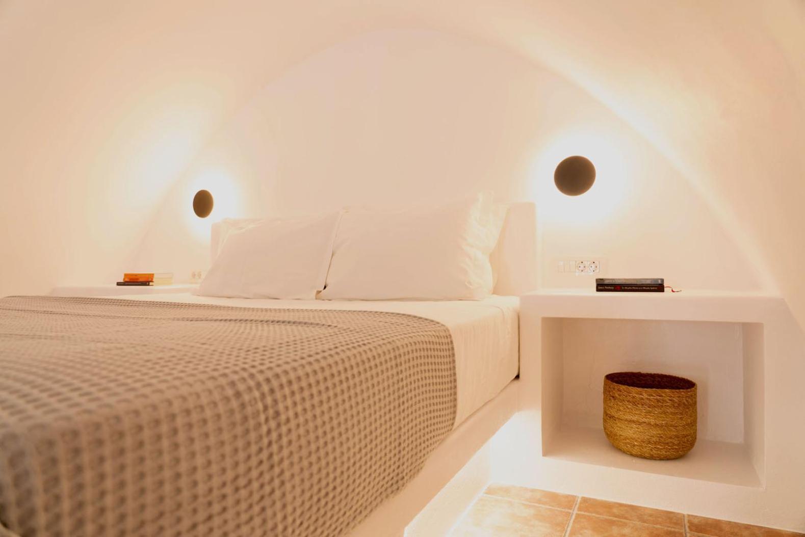 The Wine Cellar House By A Terre Cave Fira (Santorini)