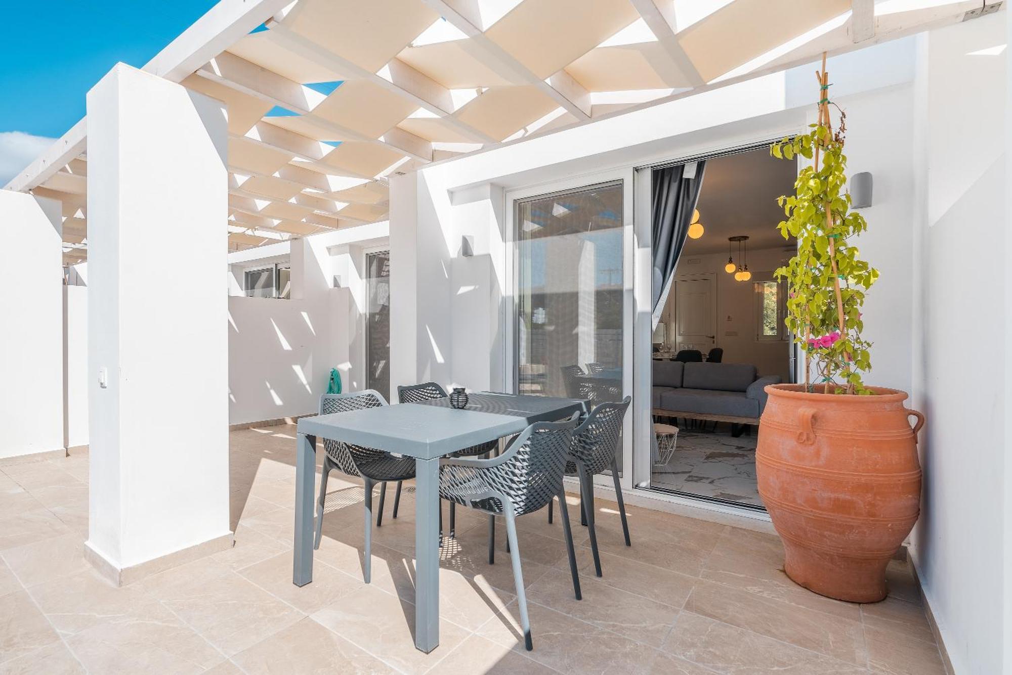 Villa Punta Mare 2 *