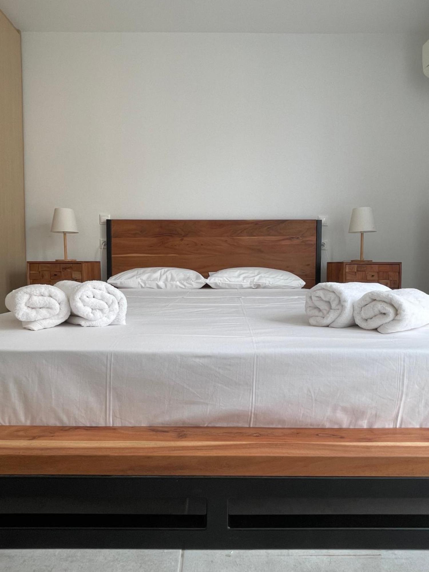 Apartment Athenian Modern 2bd Next To Metro And Archaeological Museum