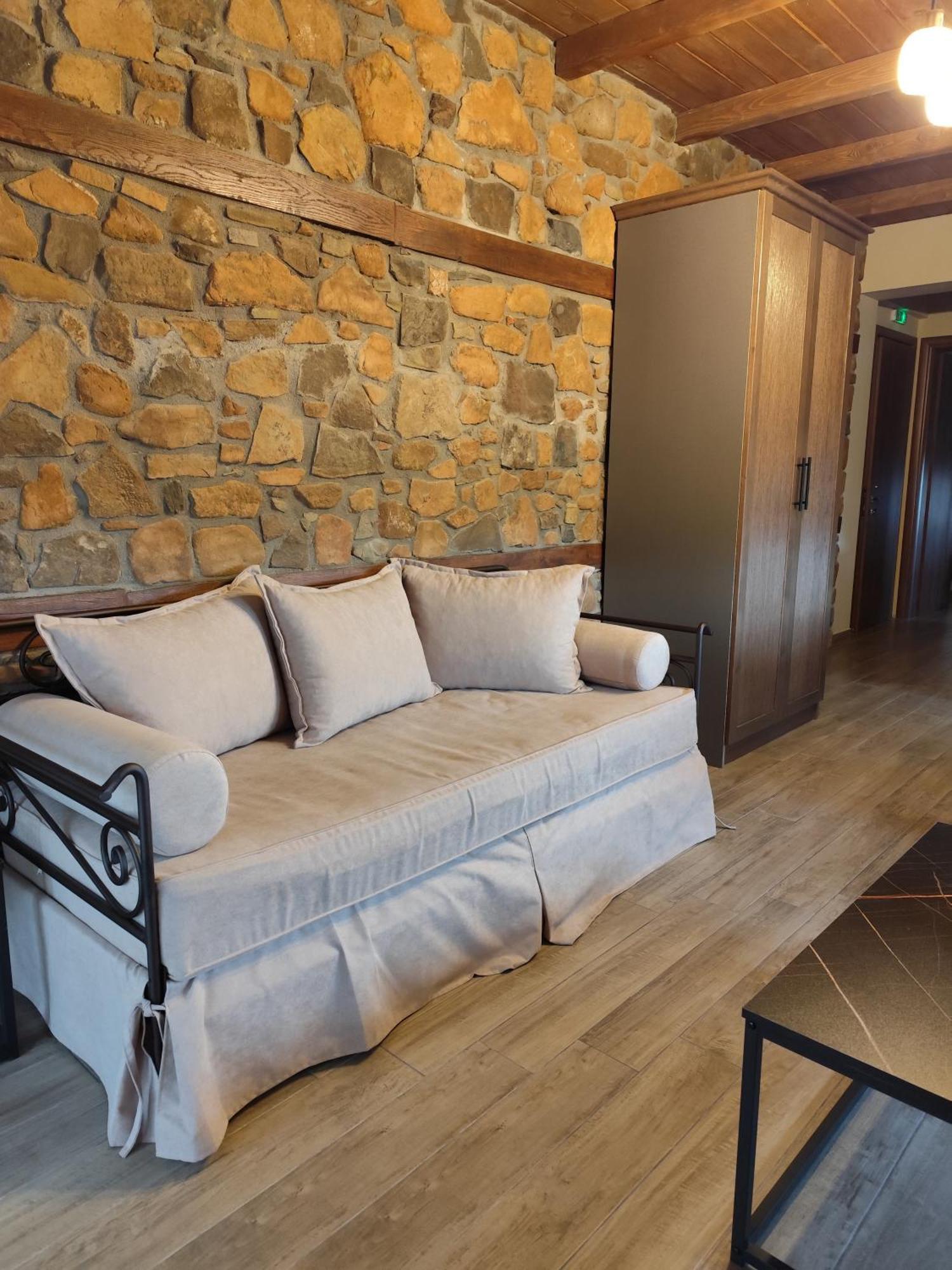 Guest house ζέον ύδωρ *