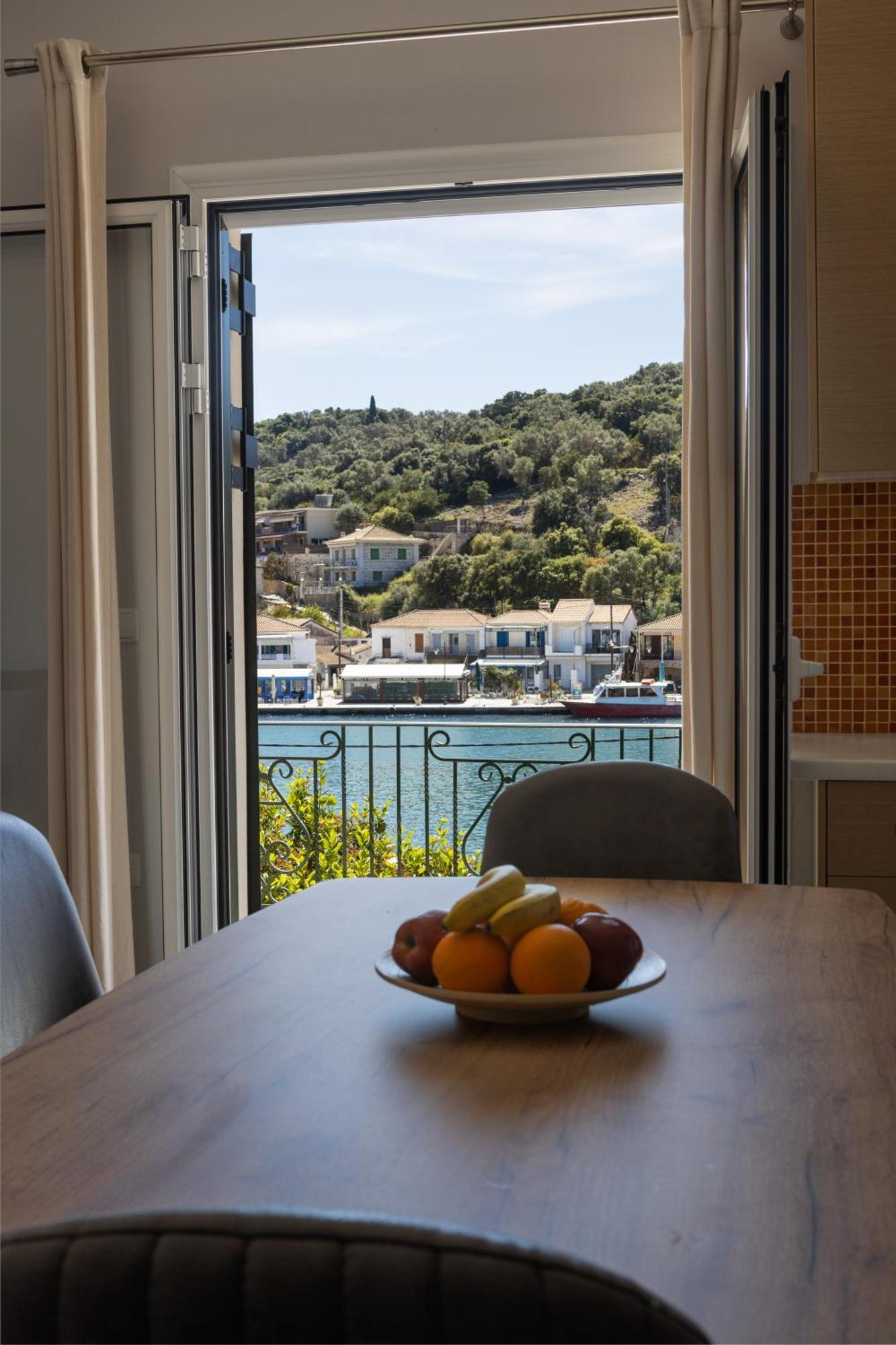 Plaka's House Katomerion