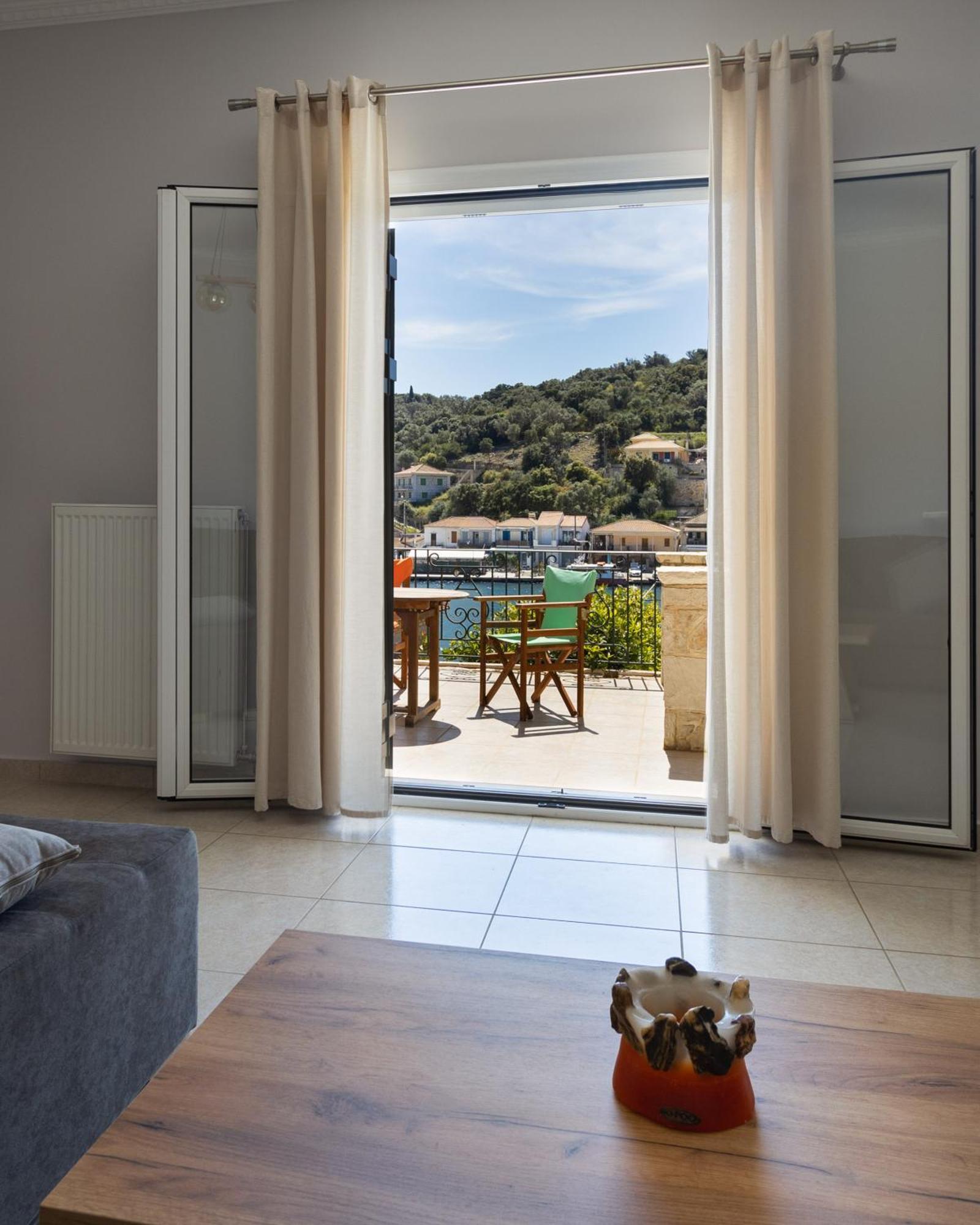 Plaka's House Katomerion