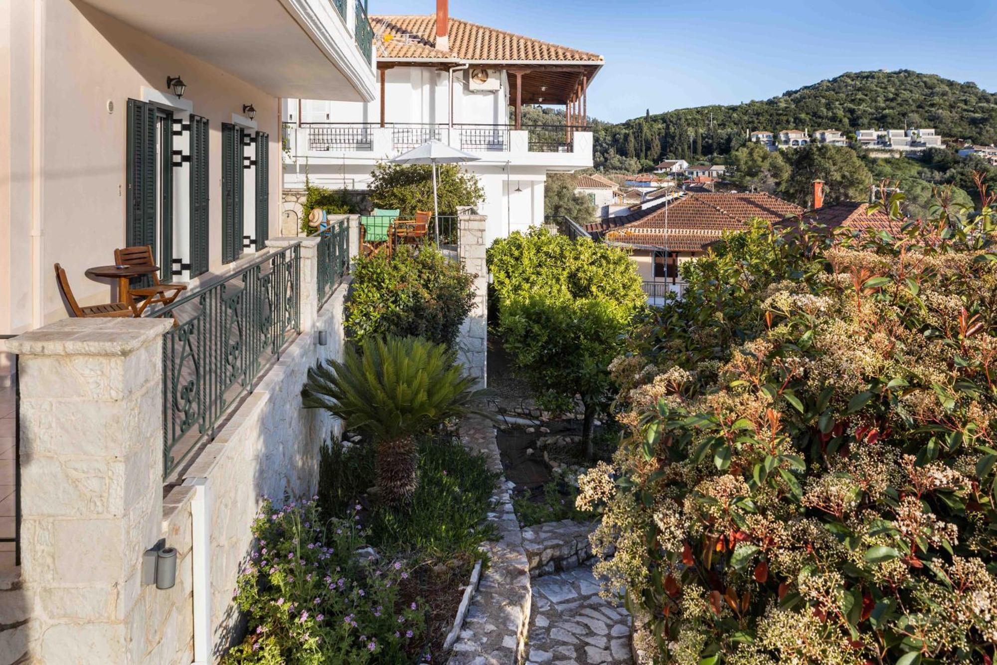 Apartment Plaka's House