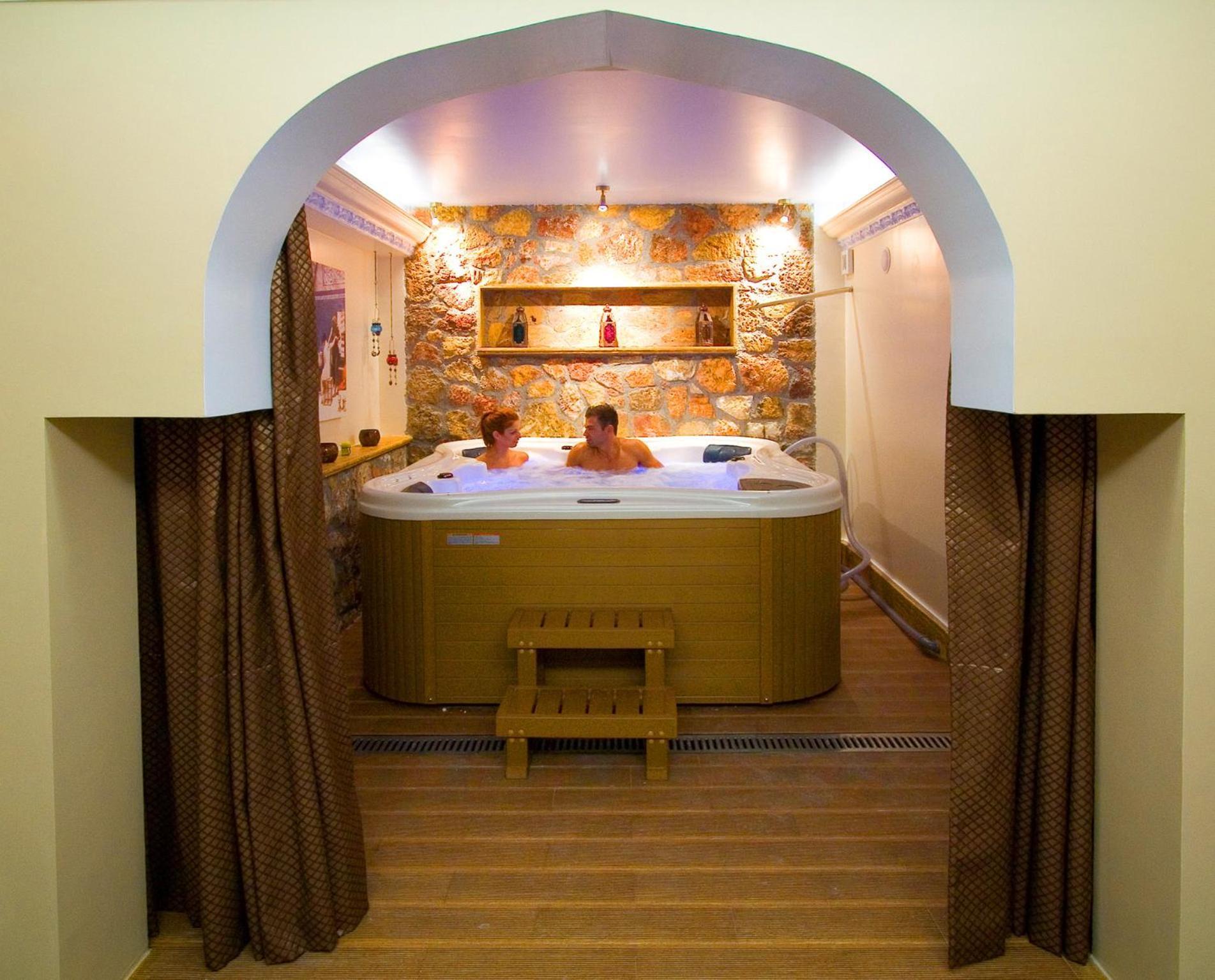 Iris Apartment