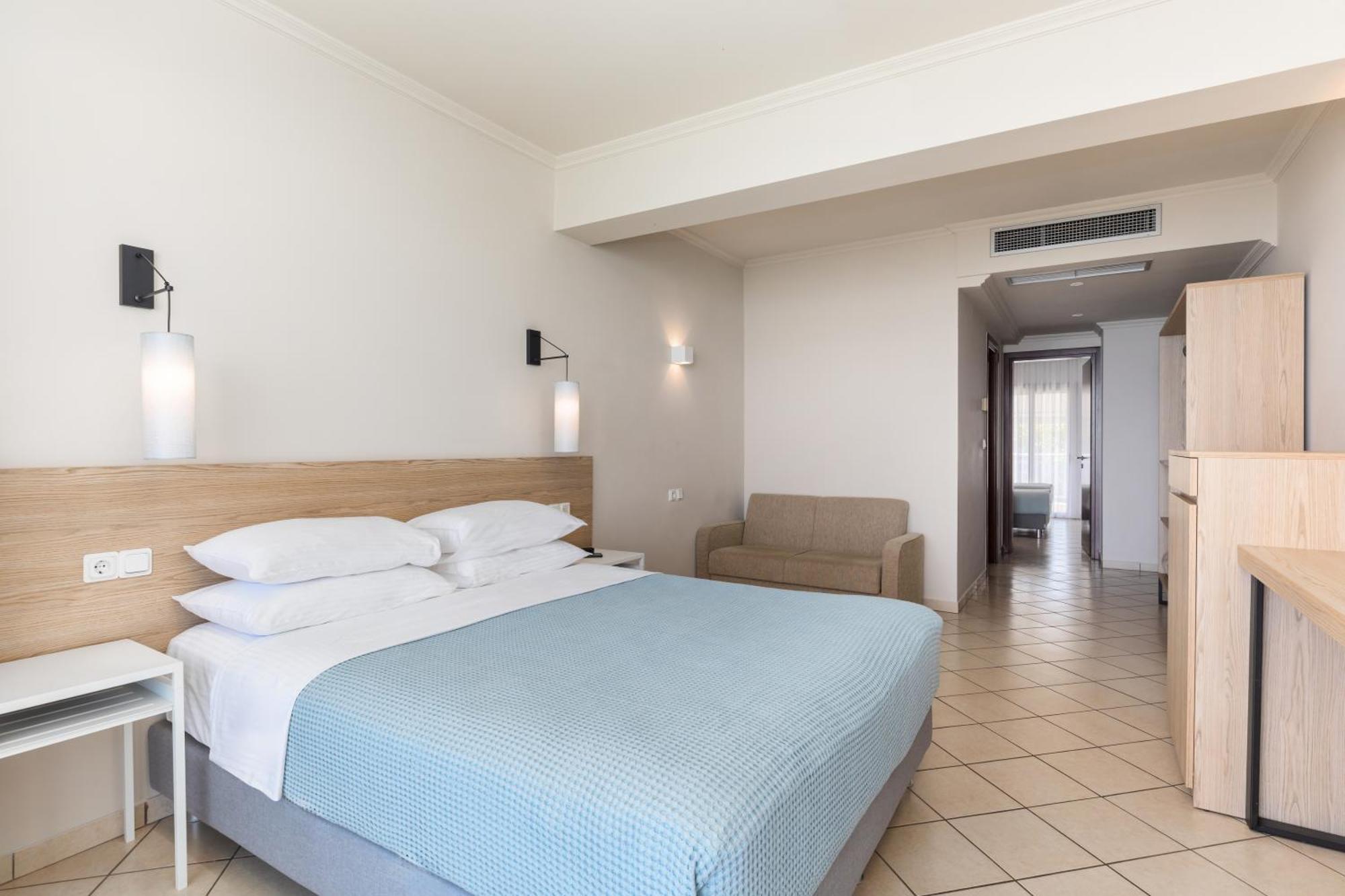 Zefyros Sea View 3*