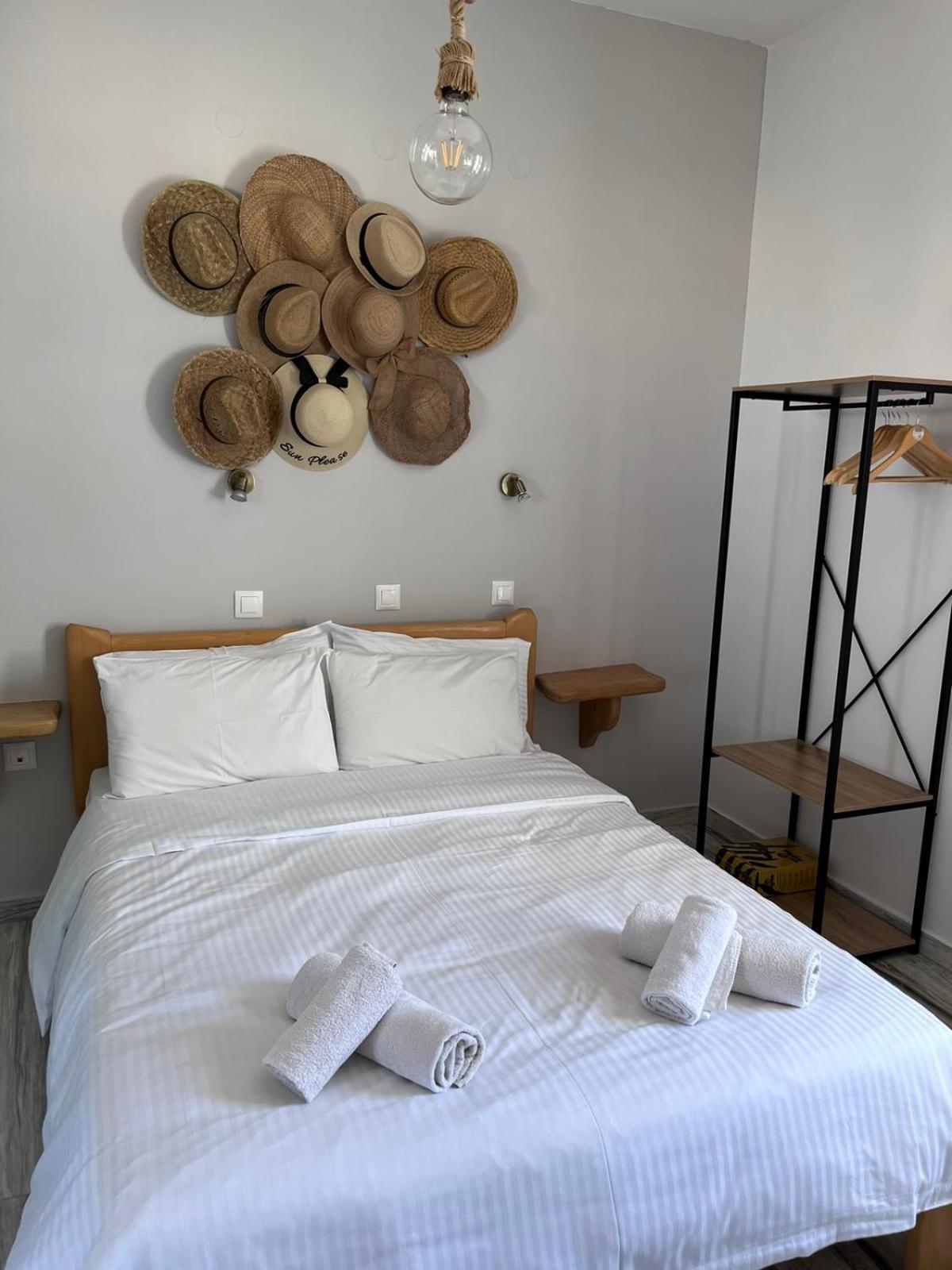 Captain's 2* Spetses Town