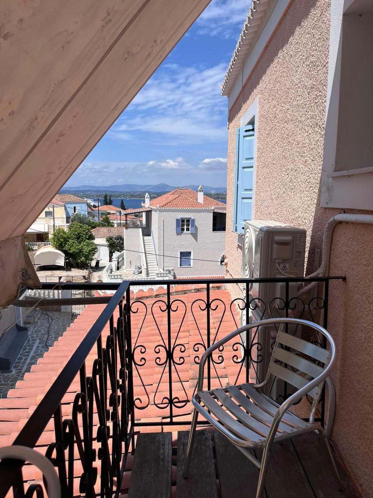 Guest house Captain's Spetses Town
