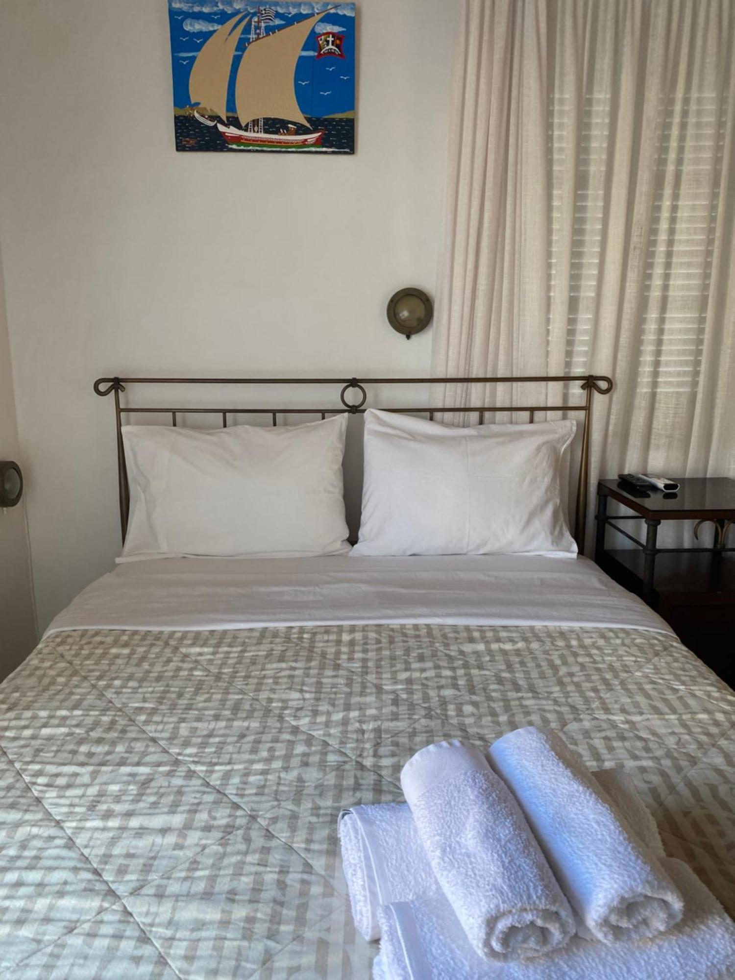 Guest house Efie Hydra (Saronic Islands)