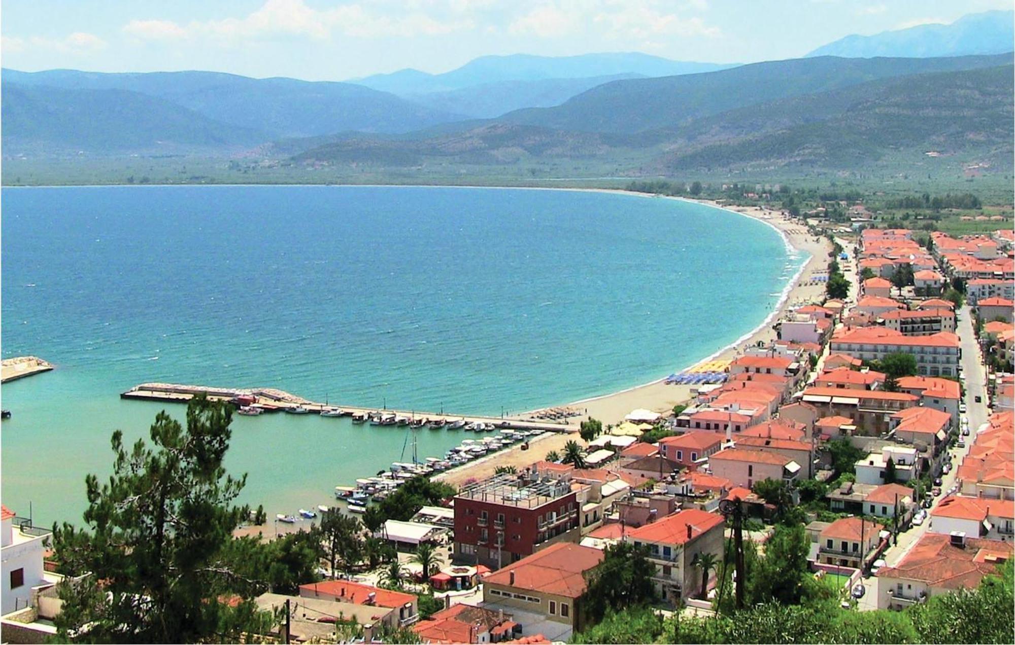 Holiday home 2 Bedroom Stunning In Astros Peloponnese