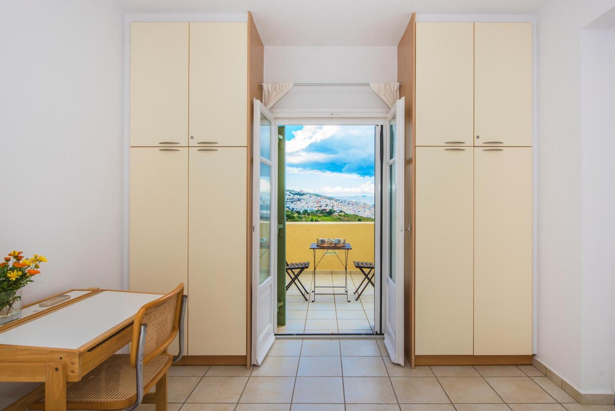 Avrofilito Syros Apartment Ermoupoli