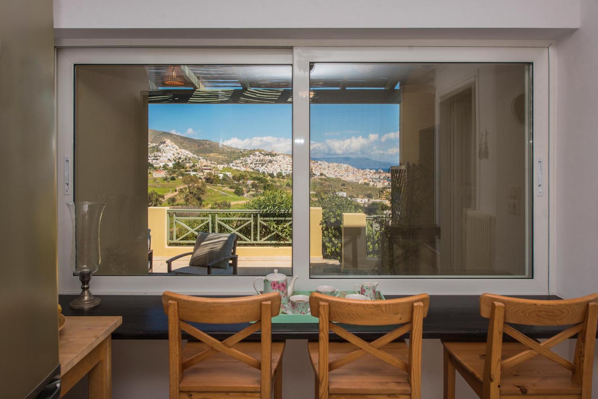 Avrofilito Syros Apartment