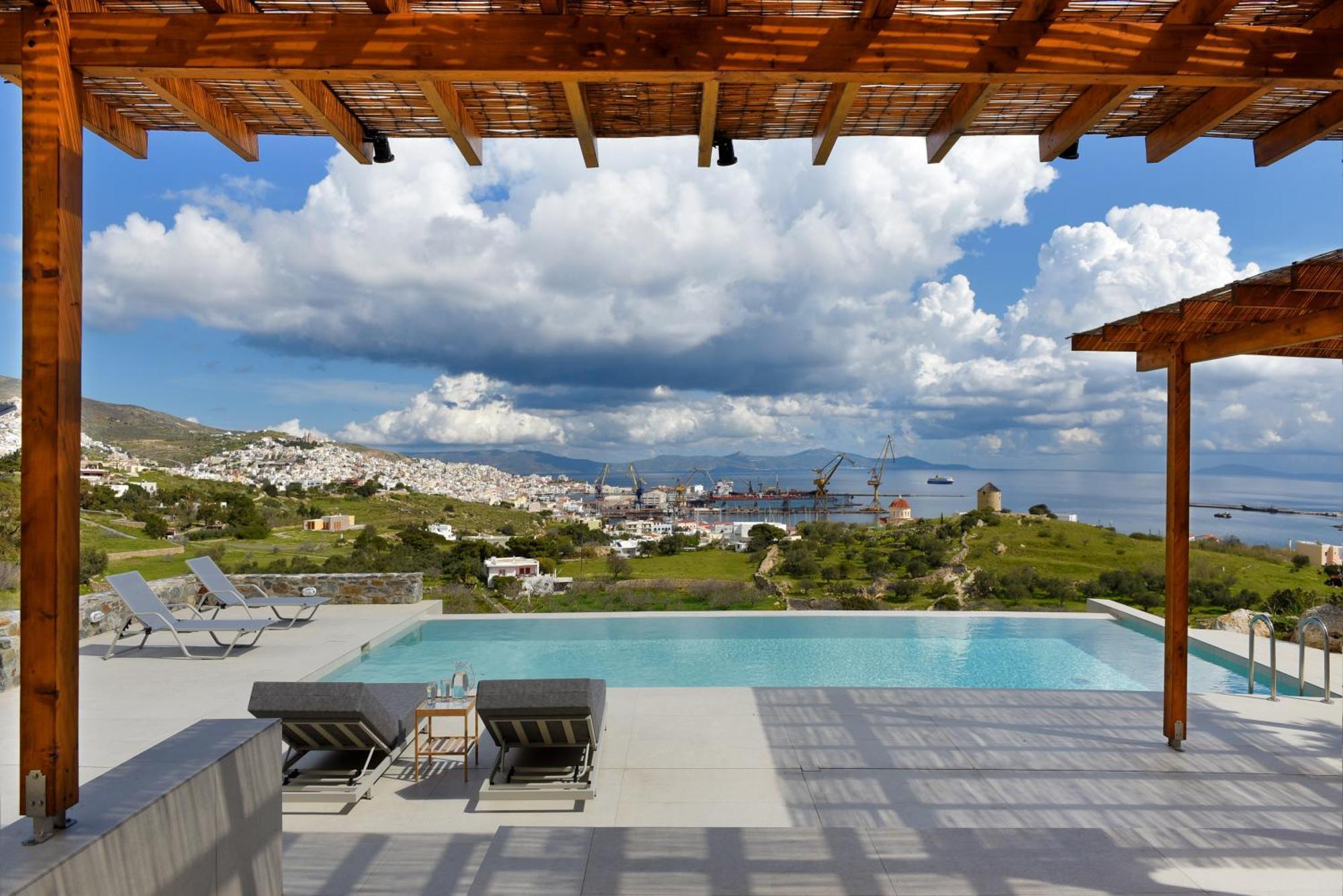 Avrofilito Syros