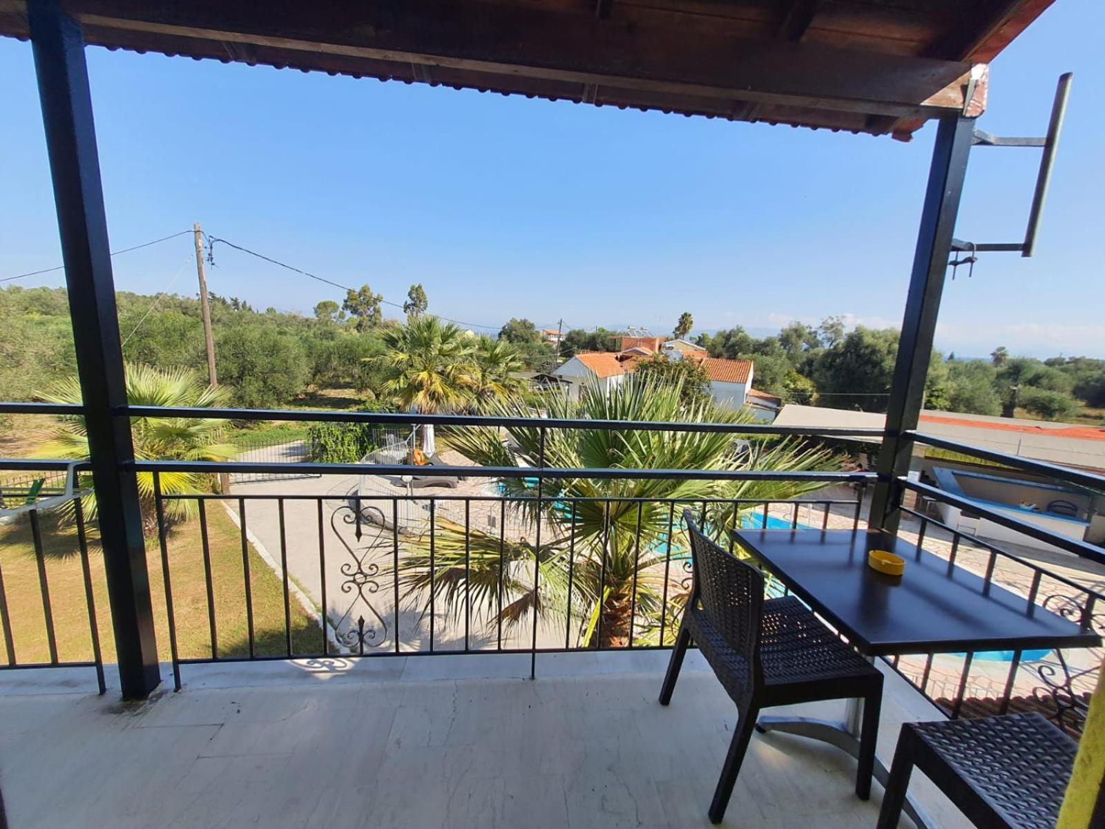 Palmyra Aparthotel Kavos