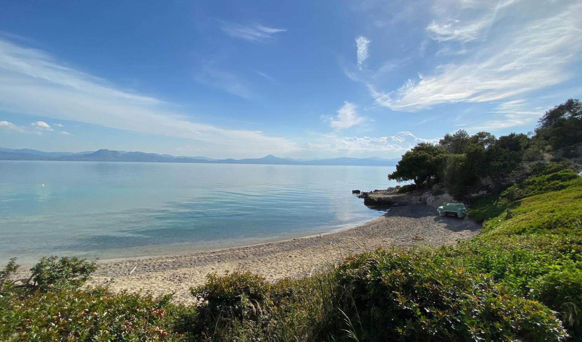 Christina Luxury Vouliagmeni Lake
