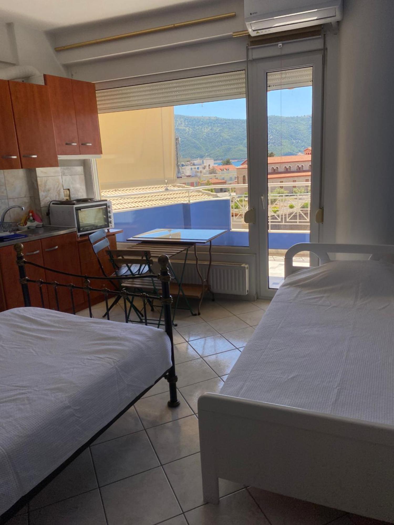 Apartment Maria's Roomstudios Flats To Let Seaside Heart Chantzara Spyropoulos
