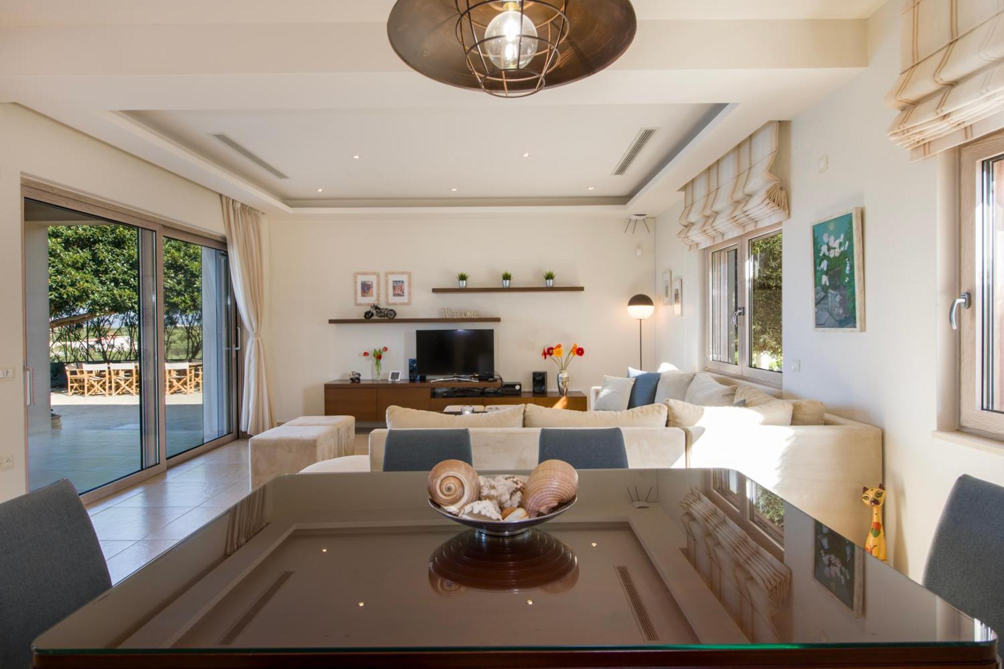 Villa Four Seasons Private - Seaview - Big Heated Pool - Gym - Sport Activities