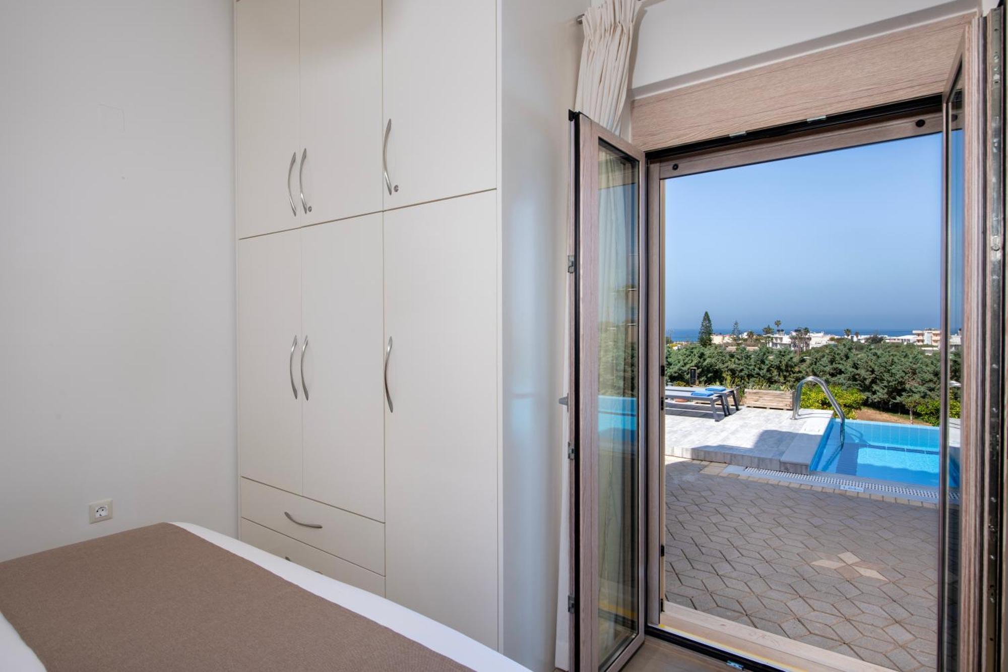 Four Seasons Private - Seaview - Big Heated Pool - Gym - Sport Activities Villa *