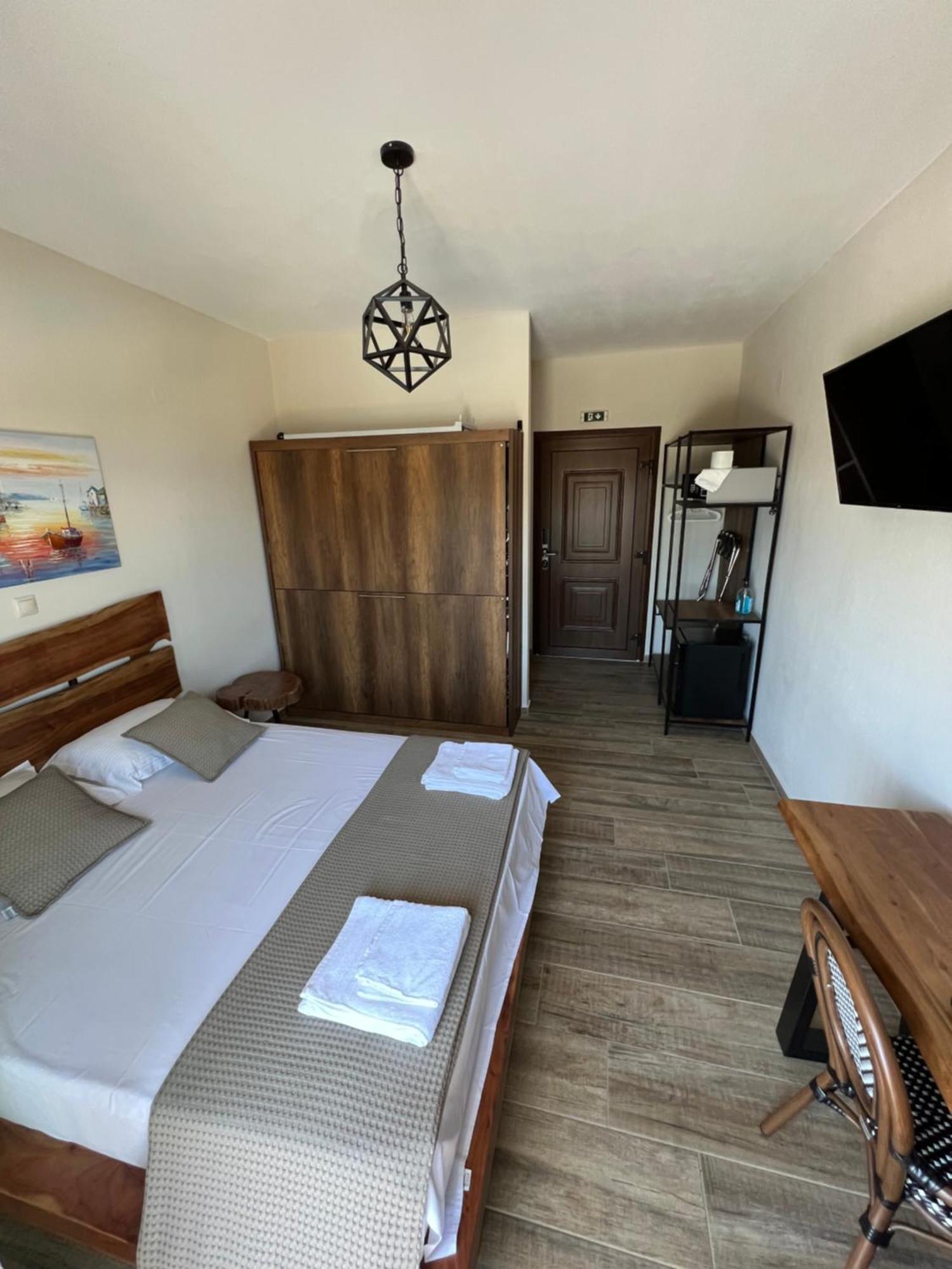 Aparthotel Escape At *