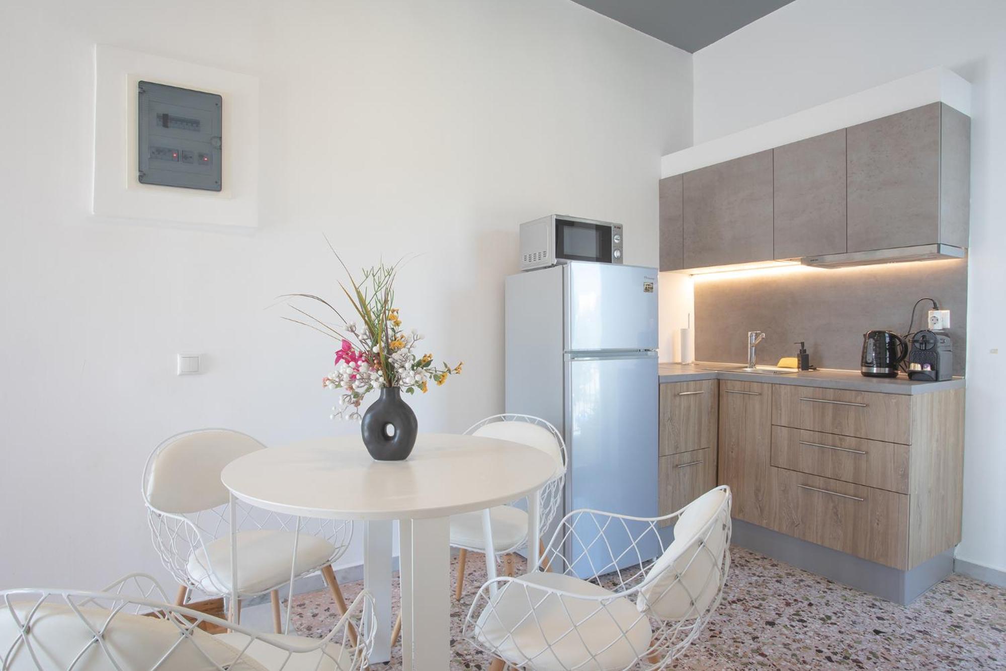Aonia Luxurious Modern Boutique Apartment Chalkida