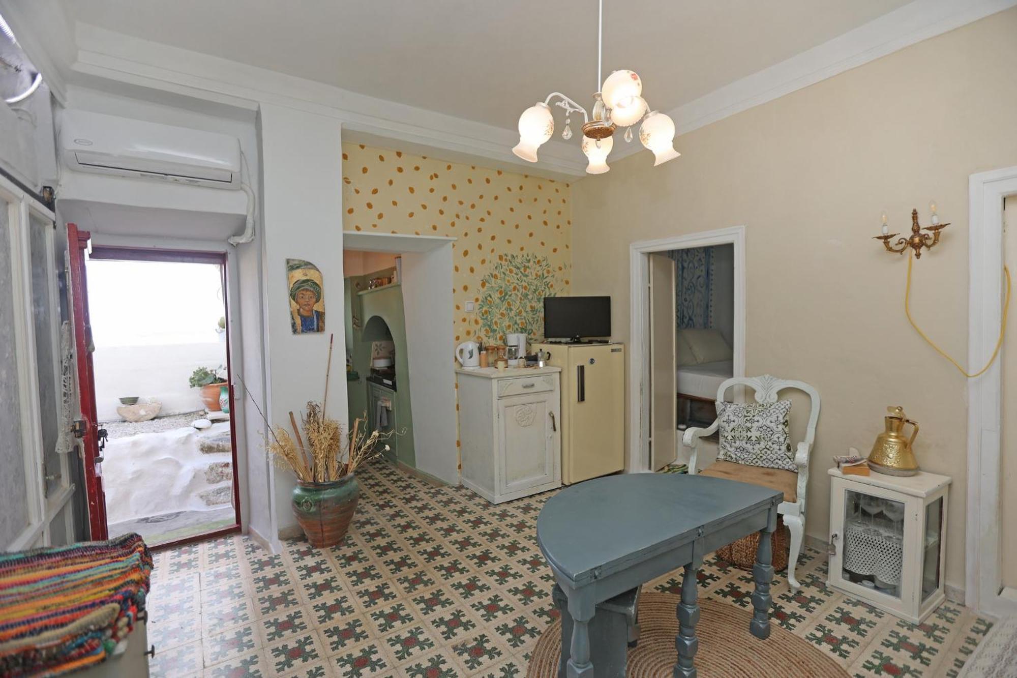 Artistic Cycladic House Holiday home *