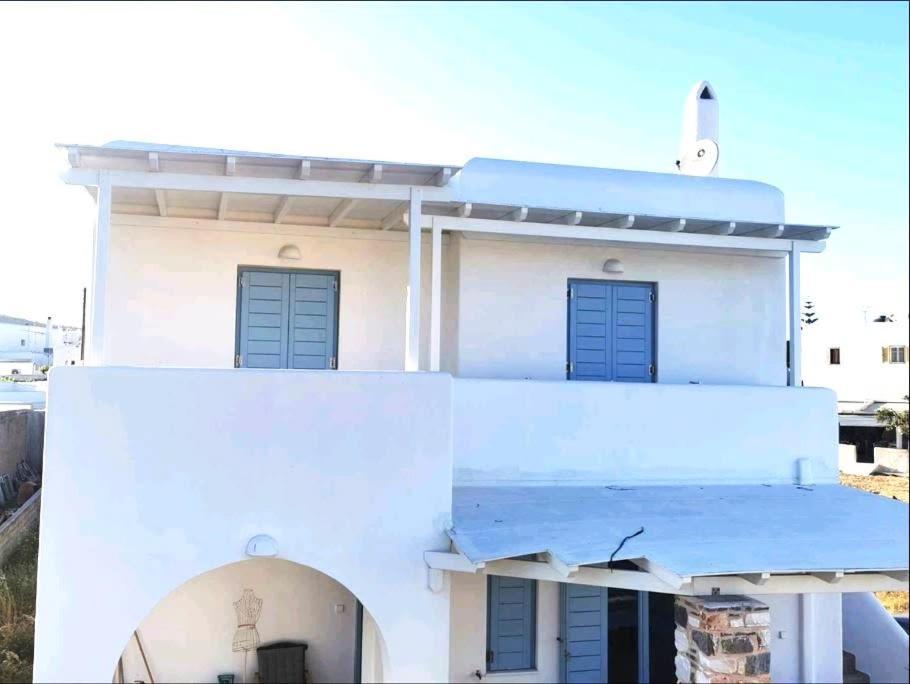 Aeriko In Paros *