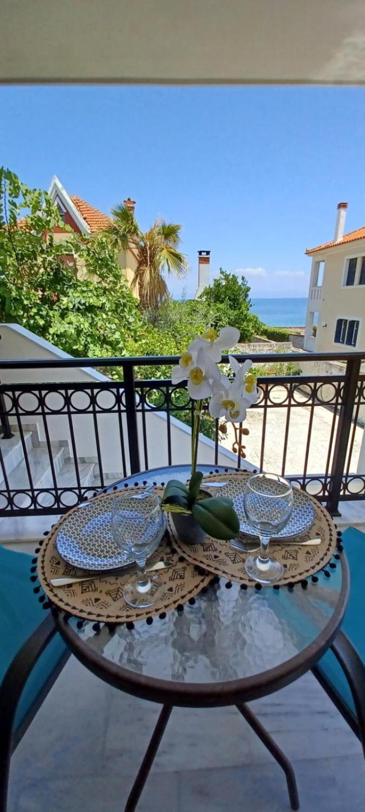 Seaview Luxury Apartment