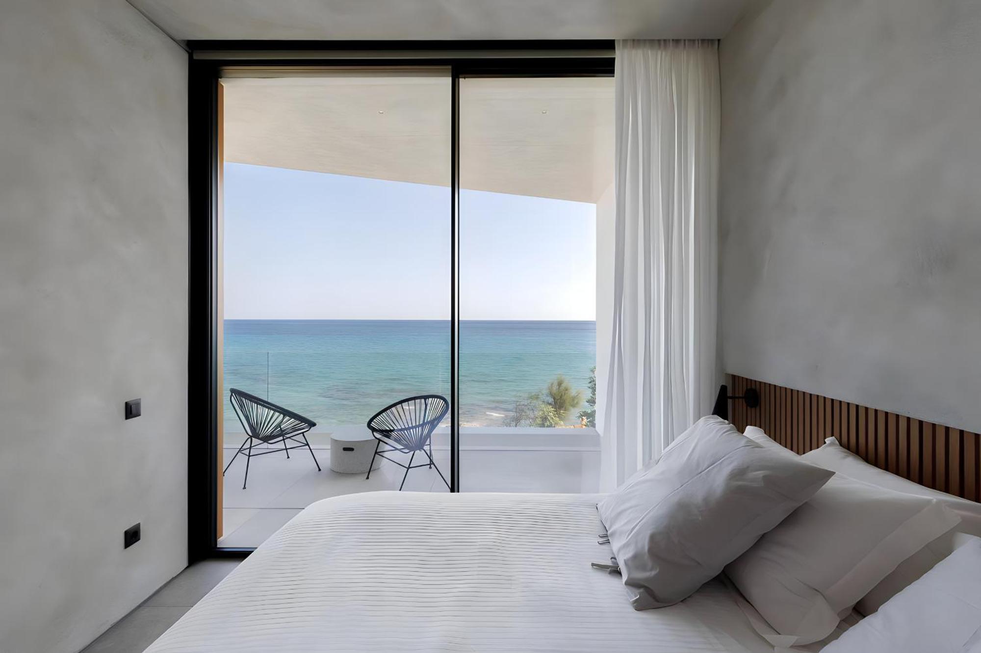 Opsis Villas, A Waterfront & Architectural Retreat *