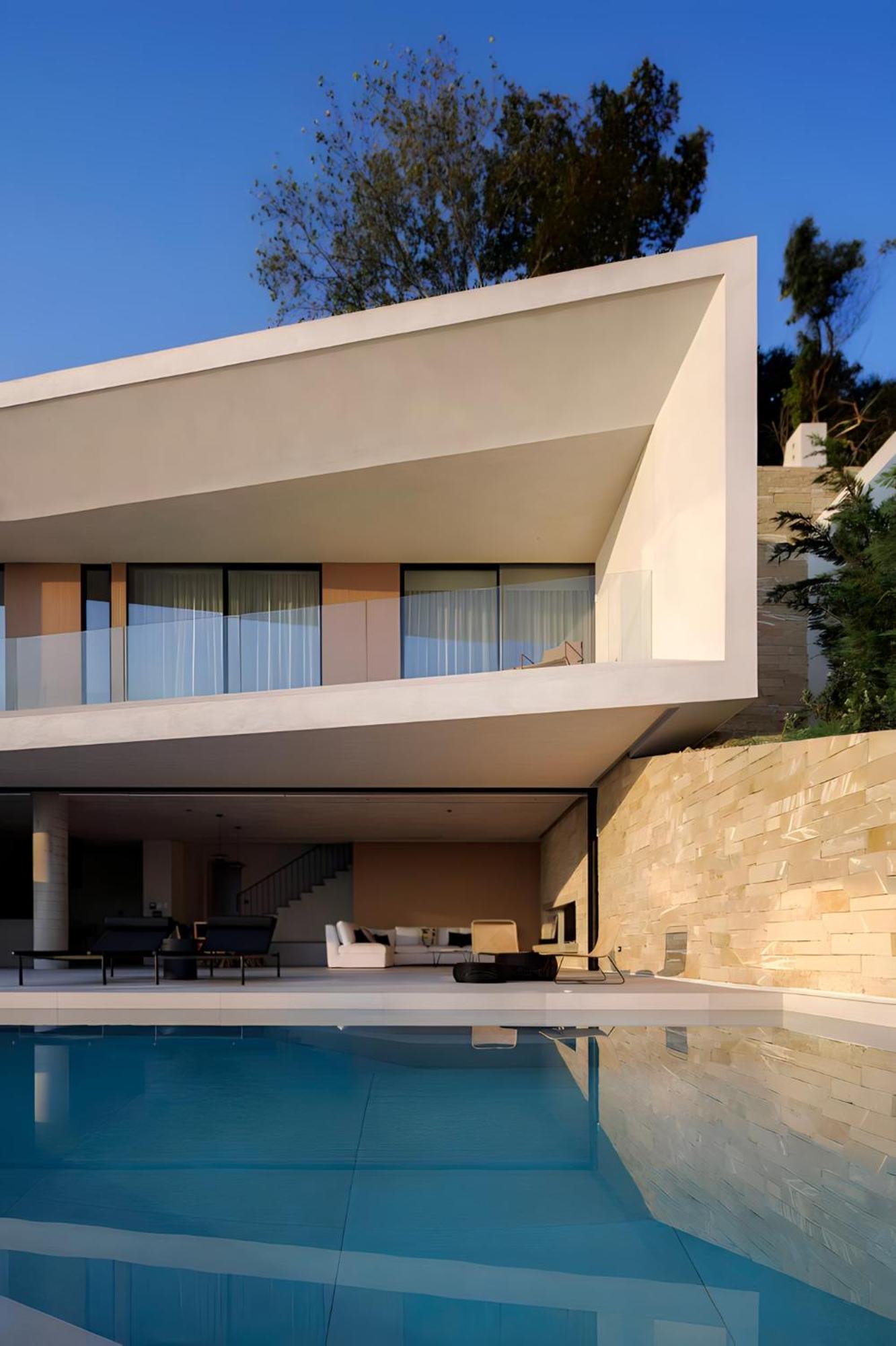Opsis Villas, A Waterfront & Architectural Retreat