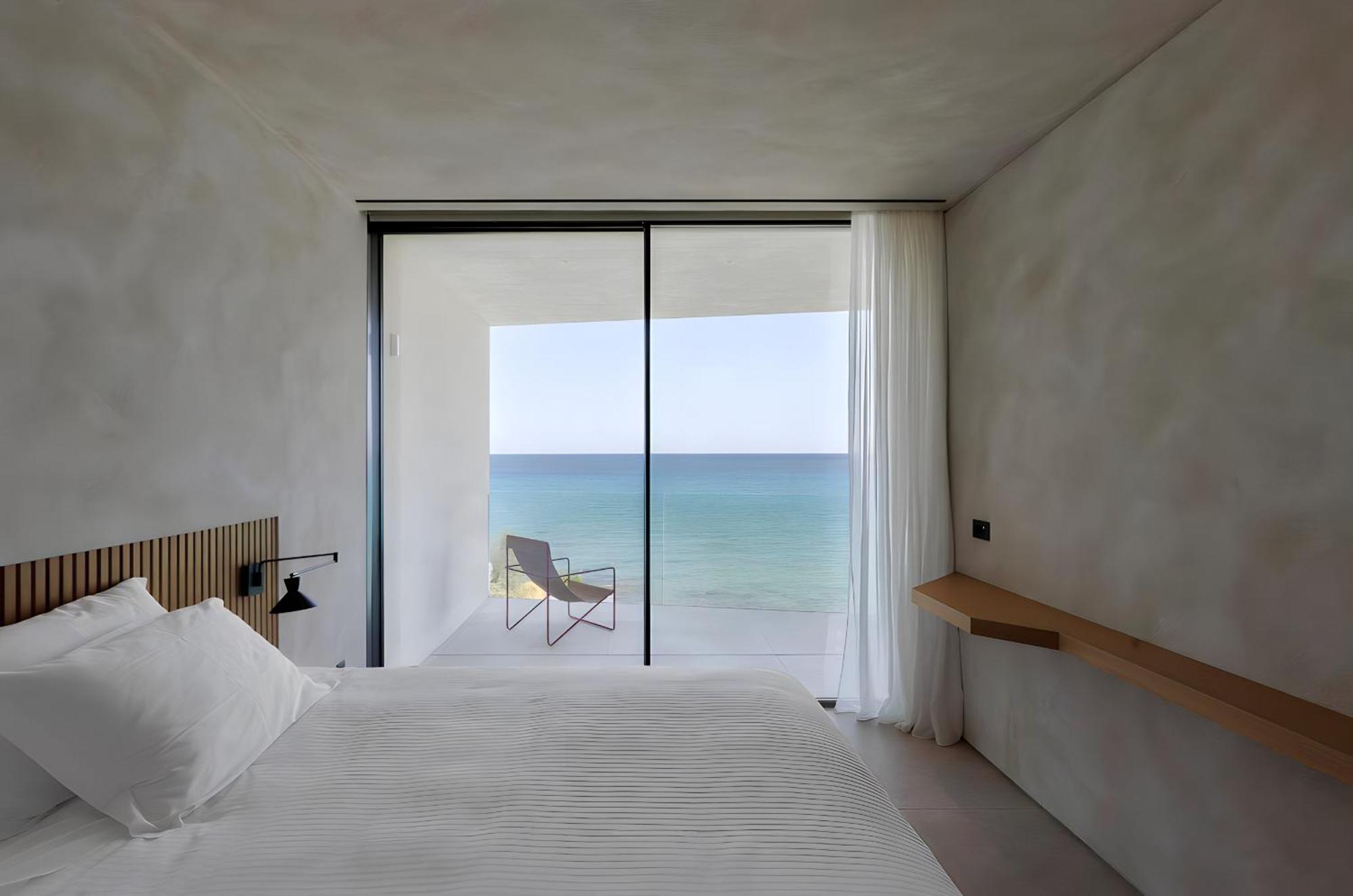 Opsis Villas, A Waterfront & Architectural Retreat * Akrotiri (Zakynthos)