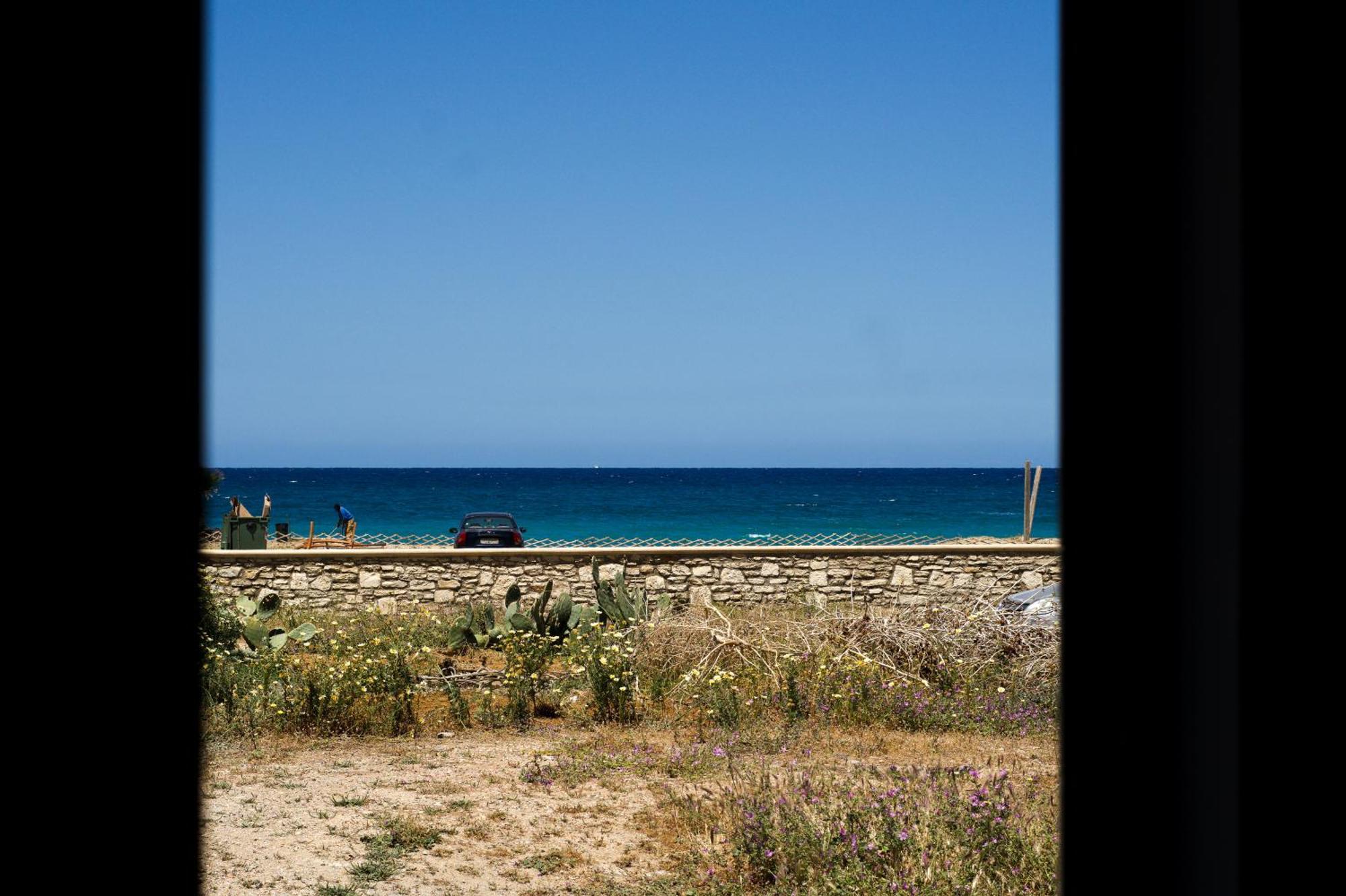 Sea View *