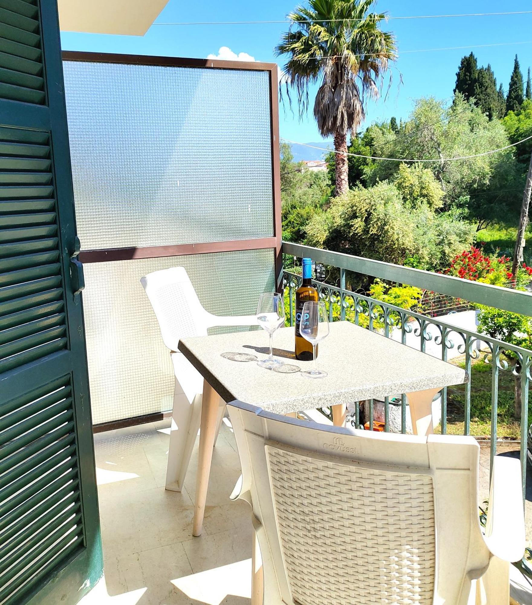 Brounos Apartment