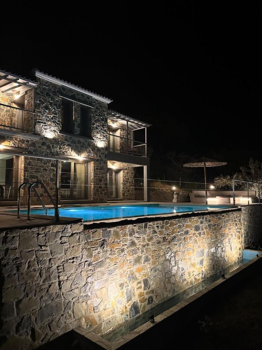 Nana * Skopelos Town