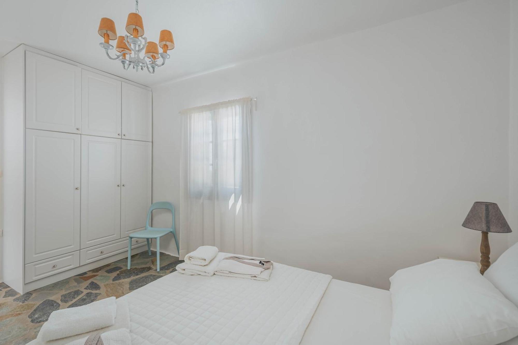 Agios Sostis Villa *