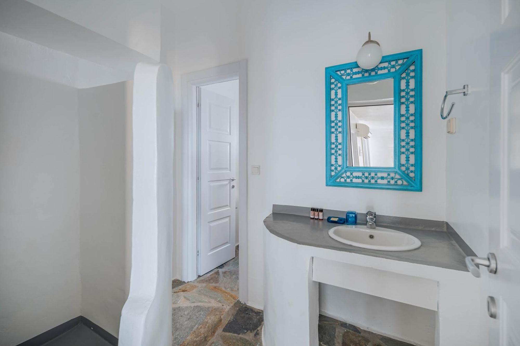 Agios Sostis Villa *